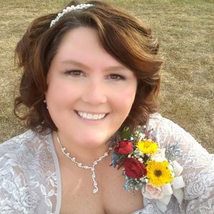 Meet your Posher, Angie